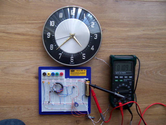 Joule thief powering a clock