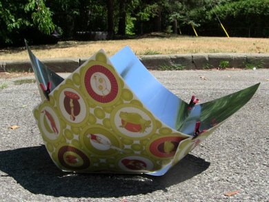 Copenhagen solar cooker, side view.