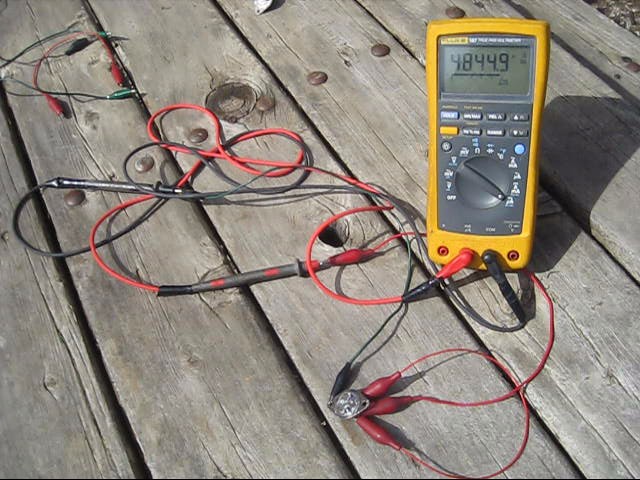 The test setup for the 2N3055 transistor homemade solar cell.